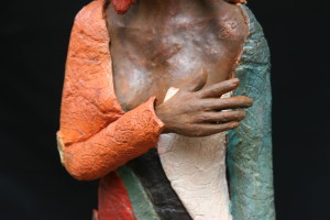 femme_a_la_robe_multicolore_2